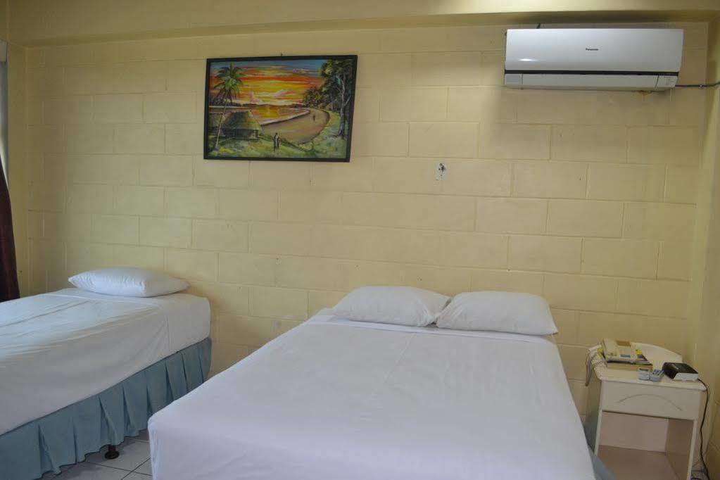 Grand Melanesian Hotel Nadi Kültér fotó